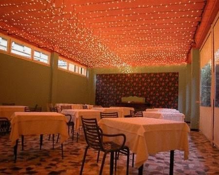 Albergo Lavagnese 라바냐 외부 사진